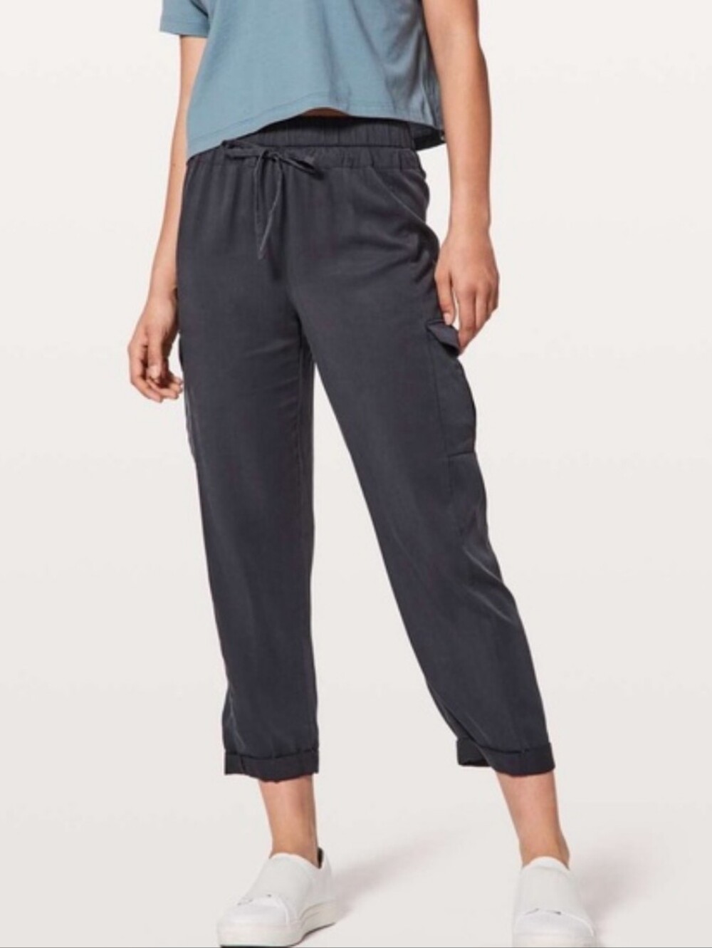 LULULEMON Move Lightly Cargo Pant Size 4